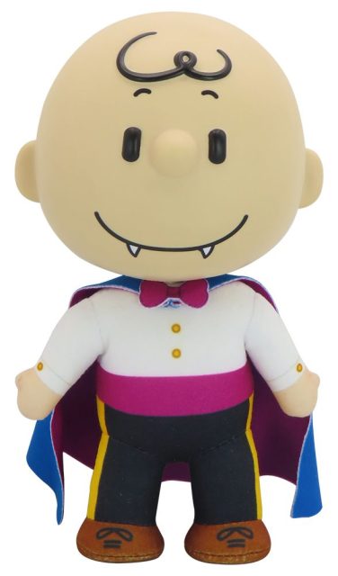 Peanuts - Charlie Brown Vampire Costume Figurekey Plush 8″